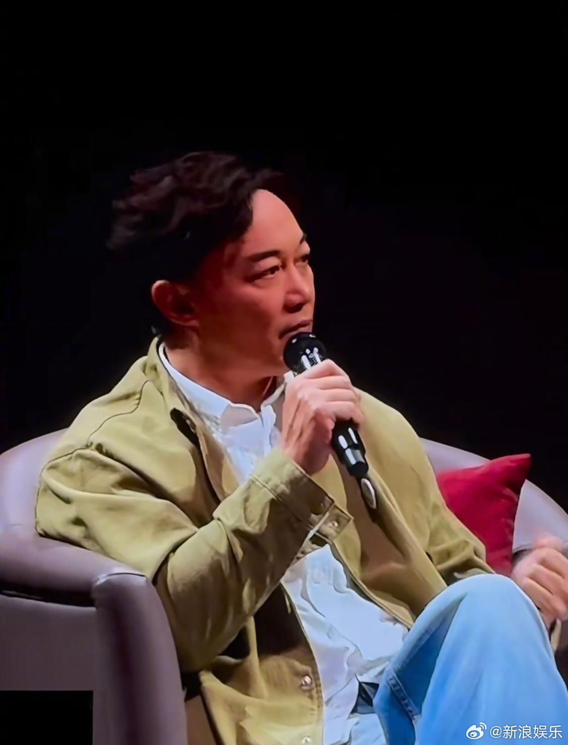 陈奕迅演唱会疑出现焦虑症躯体化